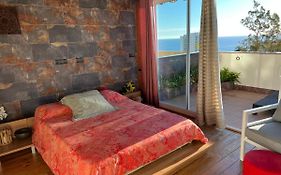 Duplex de lujo en la playa , jacuzzy, piscina, chimenea y padel
